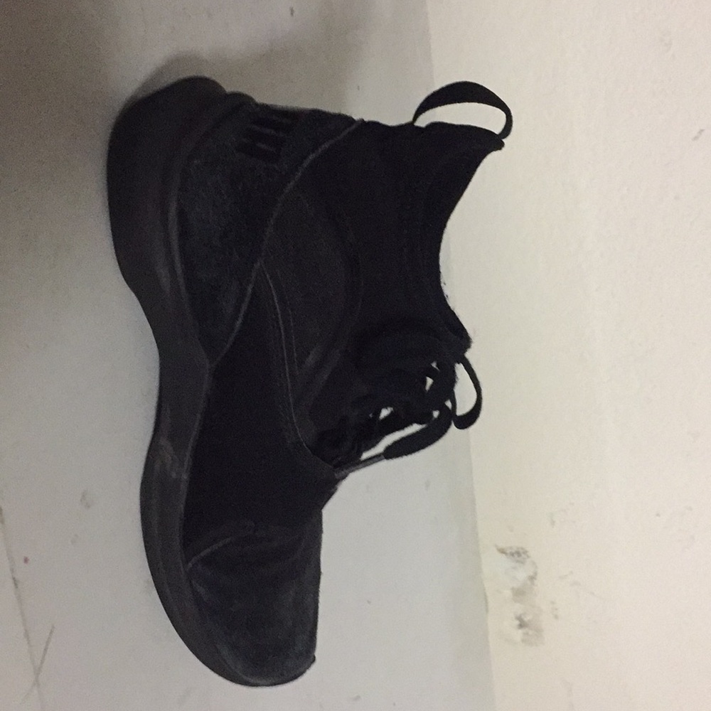 Pumas - Picture 2 of 5